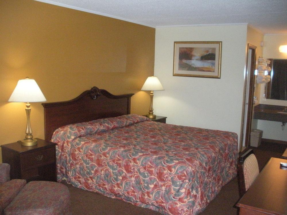 Kings Inn Lenoir City Exterior photo
