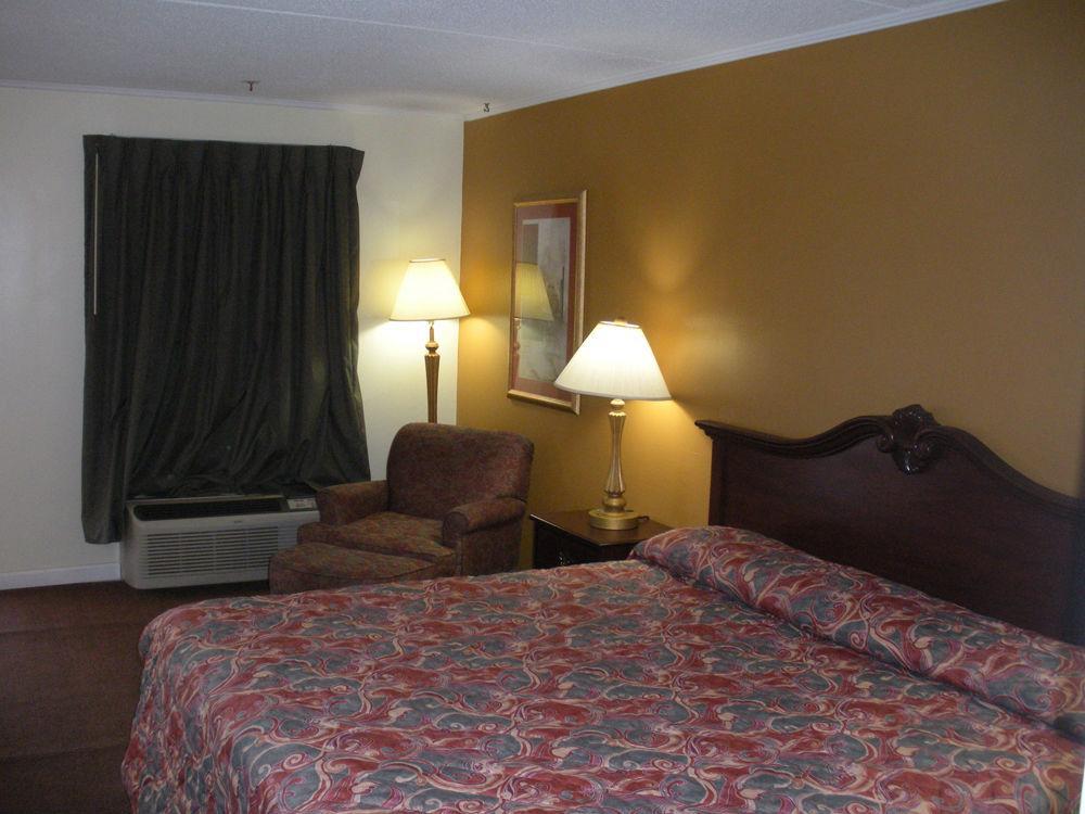 Kings Inn Lenoir City Exterior photo